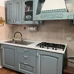 Mercedes 아파트 *