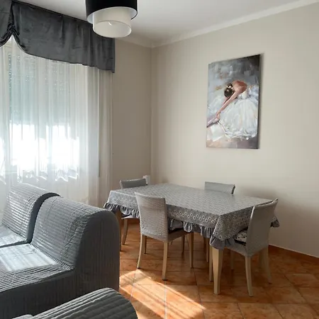 Mercedes Apartment